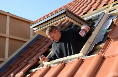 Pose de fenêtres de toit Velux à Lieuvillers